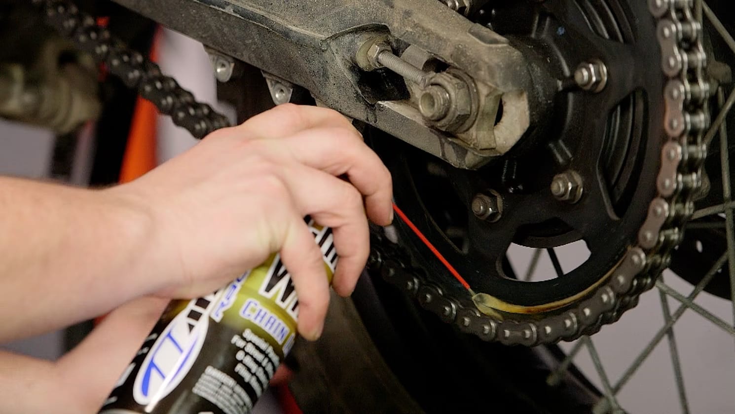 repuestos de motos lubricante de cadena