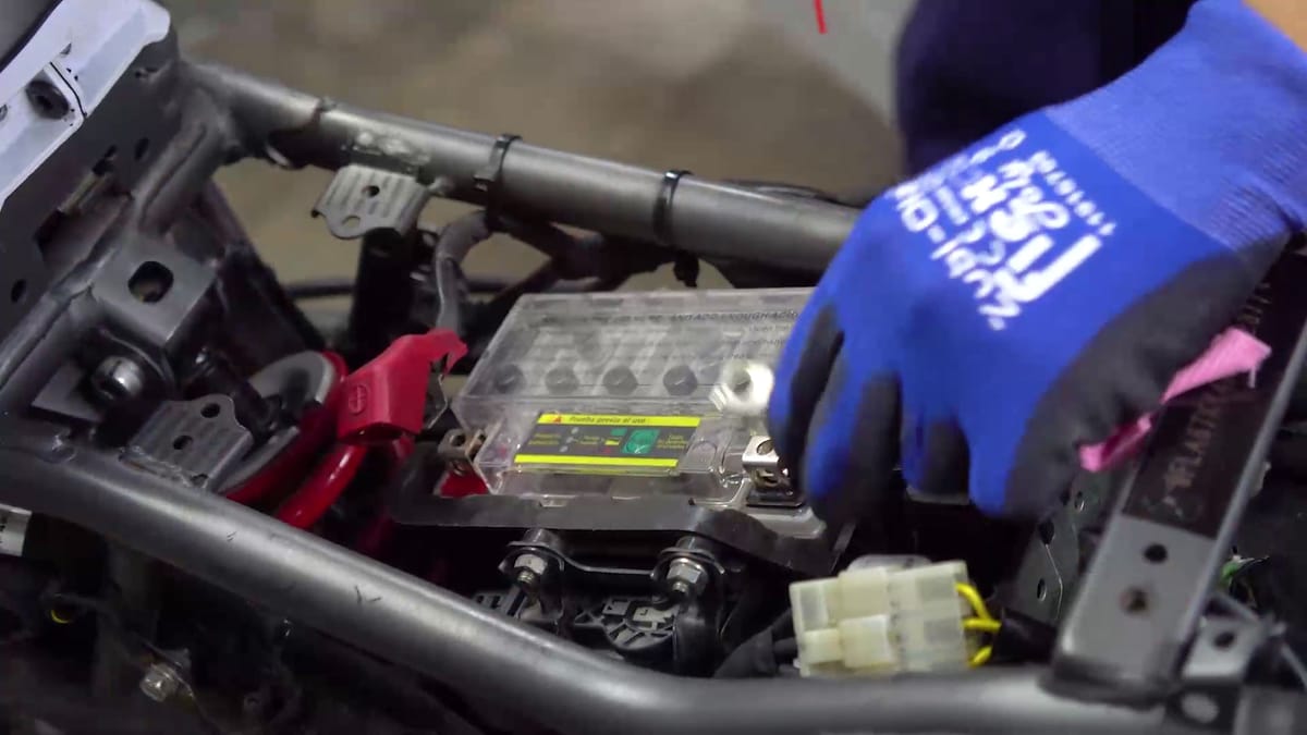 Cómo Saber si tu Moto Necesita un Cambio de Batería: Señales y Consejos