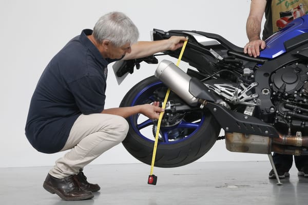 Suspensión de moto